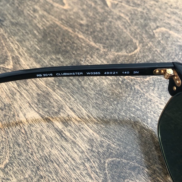 Ray-Ban Clubmaster Classic - Picture 2 of 2